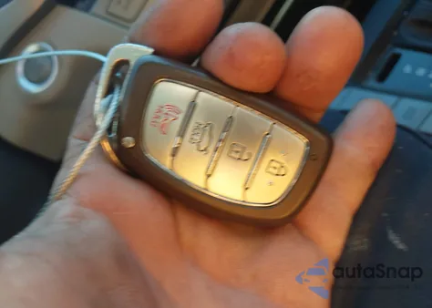 2018 Hyundai Elantra Value Edition z USA, uszkodzony, nr VIN 5NPD84LF7JH341899